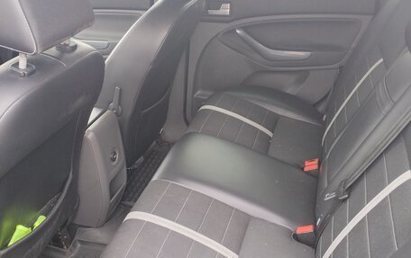 Ford Kuga III, 2011 год, 940 000 рублей, 6 фотография