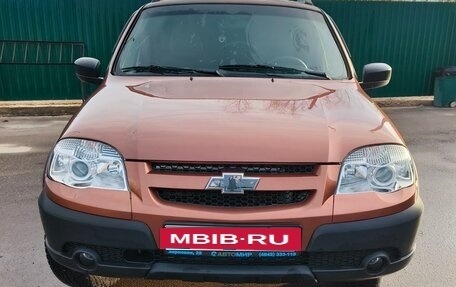 Chevrolet Niva I рестайлинг, 2018 год, 850 000 рублей, 6 фотография