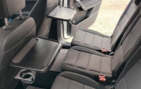 Volkswagen Touran III, 2017 год, 1 275 000 рублей, 11 фотография