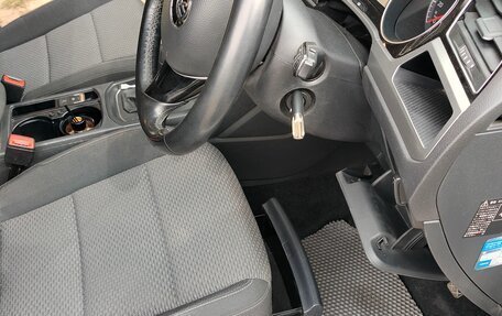 Volkswagen Touran III, 2017 год, 1 275 000 рублей, 10 фотография