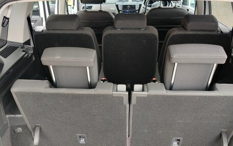 Volkswagen Touran III, 2017 год, 1 275 000 рублей, 7 фотография