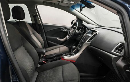 Opel Astra J, 2011 год, 768 000 рублей, 9 фотография