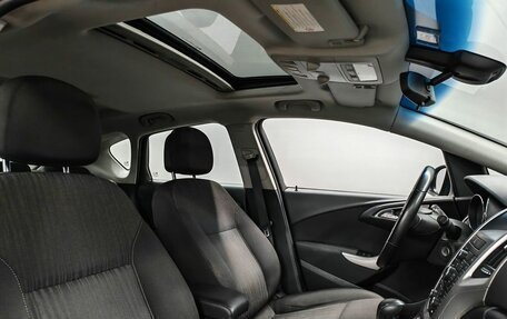 Opel Astra J, 2011 год, 768 000 рублей, 11 фотография