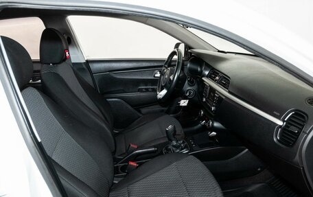 KIA Rio IV, 2018 год, 1 220 000 рублей, 6 фотография