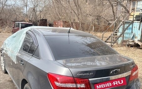 Chevrolet Cruze II, 2010 год, 300 000 рублей, 2 фотография