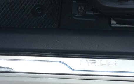 Toyota Prius IV XW50, 2019 год, 2 850 000 рублей, 23 фотография