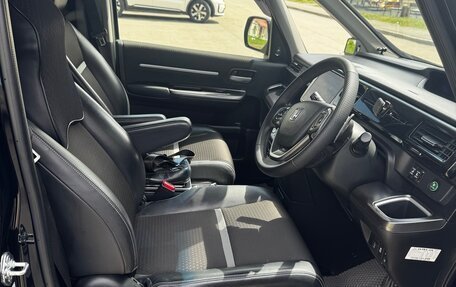 Honda Stepwgn IV, 2020 год, 2 500 000 рублей, 7 фотография