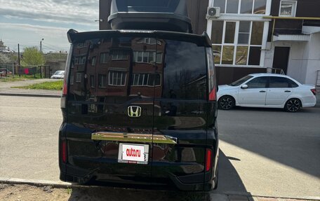 Honda Stepwgn IV, 2020 год, 2 500 000 рублей, 4 фотография