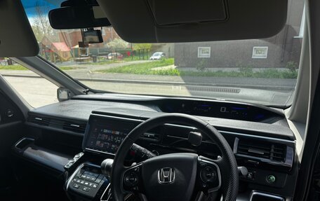 Honda Stepwgn IV, 2020 год, 2 500 000 рублей, 6 фотография