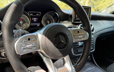 Mercedes-Benz GLA, 2015 год, 2 650 000 рублей, 13 фотография