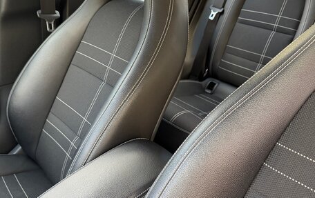 Mercedes-Benz GLA, 2015 год, 2 650 000 рублей, 16 фотография