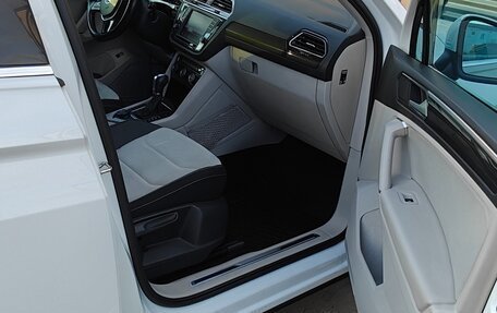 Volkswagen Tiguan II, 2017 год, 2 150 000 рублей, 6 фотография