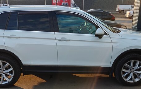 Volkswagen Tiguan II, 2017 год, 2 150 000 рублей, 26 фотография