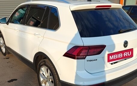 Volkswagen Tiguan II, 2017 год, 2 150 000 рублей, 17 фотография