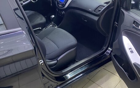 Hyundai Solaris II рестайлинг, 2012 год, 988 000 рублей, 4 фотография