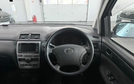 Toyota Ipsum II, 2005 год, 699 000 рублей, 17 фотография