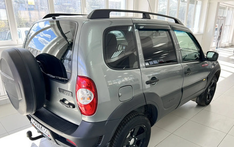 Chevrolet Niva I рестайлинг, 2016 год, 690 000 рублей, 4 фотография