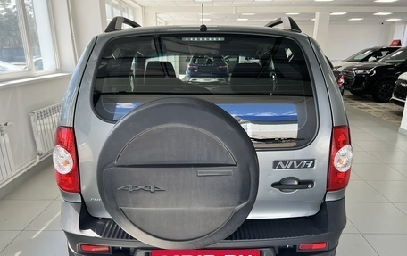 Chevrolet Niva I рестайлинг, 2016 год, 690 000 рублей, 5 фотография