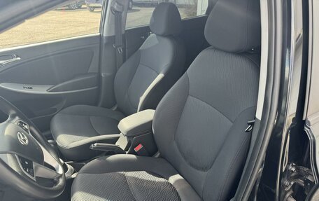 Hyundai Solaris II рестайлинг, 2014 год, 855 000 рублей, 10 фотография