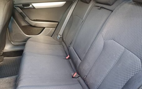 Volkswagen Passat B7, 2013 год, 595 000 рублей, 9 фотография