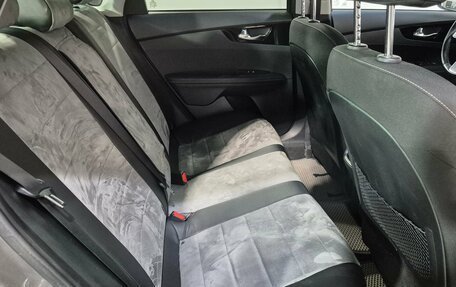 KIA Cerato IV, 2019 год, 1 900 000 рублей, 14 фотография