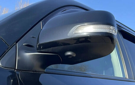 Toyota Land Cruiser 200, 2014 год, 3 100 000 рублей, 10 фотография