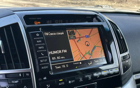 Toyota Land Cruiser 200, 2014 год, 3 100 000 рублей, 21 фотография