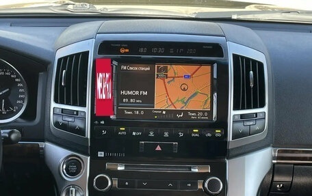 Toyota Land Cruiser 200, 2014 год, 3 100 000 рублей, 20 фотография