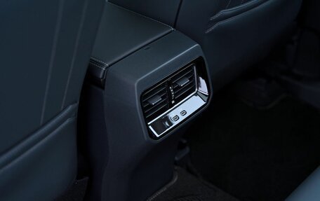 Toyota RAV4, 2026 год, 5 199 900 рублей, 13 фотография