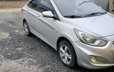 Hyundai Solaris II рестайлинг, 2012 год, 869 000 рублей, 1 фотография