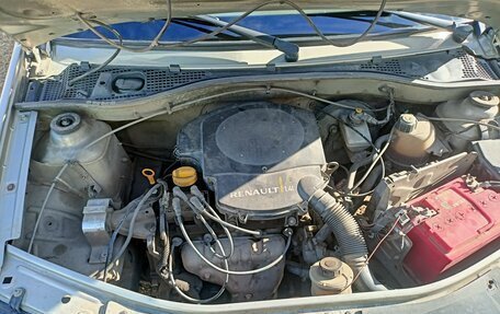 Renault Logan I, 2011 год, 290 000 рублей, 4 фотография