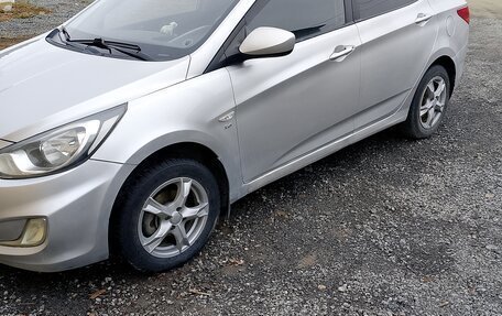 Hyundai Solaris II рестайлинг, 2012 год, 869 000 рублей, 2 фотография