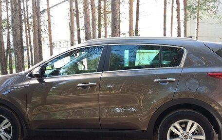 KIA Sportage IV рестайлинг, 2018 год, 1 900 000 рублей, 4 фотография