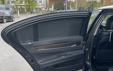 BMW 7 серия, 2013 год, 1 850 000 рублей, 12 фотография