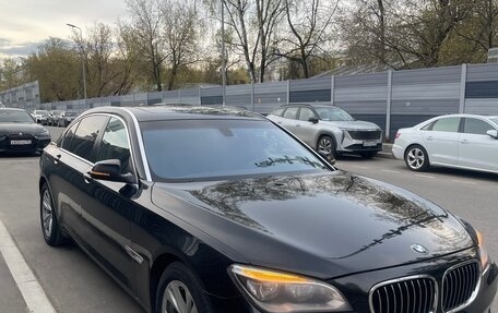 BMW 7 серия, 2013 год, 1 850 000 рублей, 4 фотография