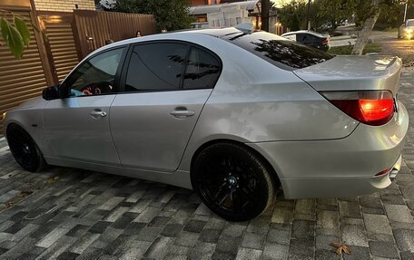 BMW 5 серия, 2003 год, 750 000 рублей, 3 фотография