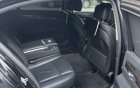 BMW 7 серия, 2013 год, 1 850 000 рублей, 15 фотография