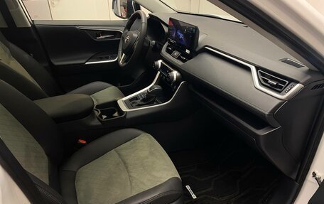 Toyota RAV4, 2025 год, 4 749 000 рублей, 8 фотография