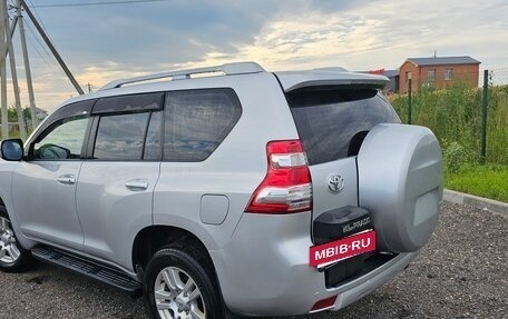 Toyota Land Cruiser Prado 150 рестайлинг 2, 2011 год, 2 850 000 рублей, 2 фотография