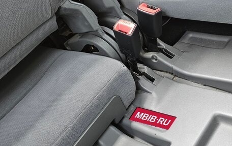 Toyota Land Cruiser Prado 150 рестайлинг 2, 2011 год, 2 850 000 рублей, 22 фотография