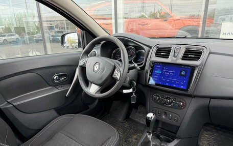 Renault Logan II, 2016 год, 695 000 рублей, 7 фотография