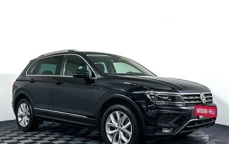 Volkswagen Tiguan II, 2018 год, 2 397 000 рублей, 3 фотография