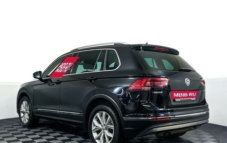 Volkswagen Tiguan II, 2018 год, 2 397 000 рублей, 7 фотография