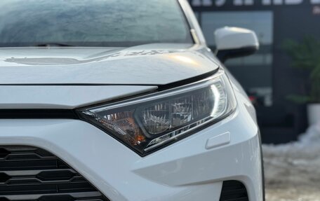 Toyota RAV4, 2020 год, 3 220 000 рублей, 14 фотография