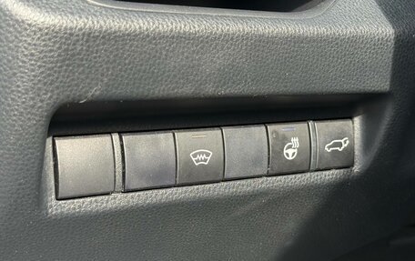 Toyota RAV4, 2020 год, 3 220 000 рублей, 26 фотография