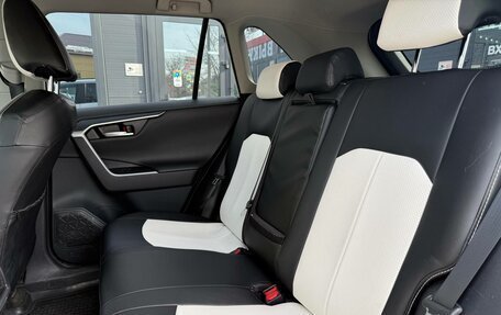 Toyota RAV4, 2020 год, 3 220 000 рублей, 31 фотография