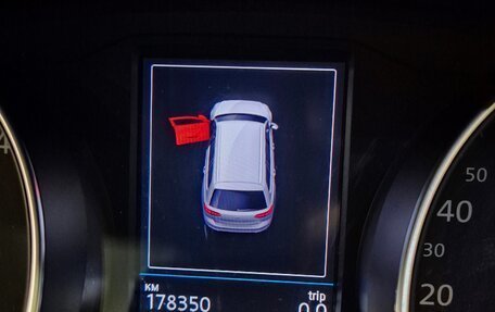 Volkswagen Passat B8 рестайлинг, 2019 год, 2 490 000 рублей, 2 фотография