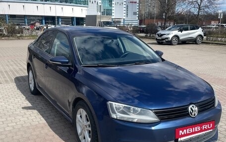 Volkswagen Jetta VI, 2014 год, 550 000 рублей, 11 фотография