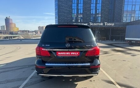 Mercedes-Benz GL-Класс, 2015 год, 2 800 000 рублей, 5 фотография