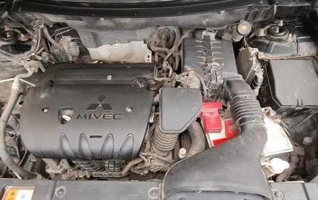 Mitsubishi Outlander III рестайлинг 3, 2014 год, 1 750 000 рублей, 7 фотография